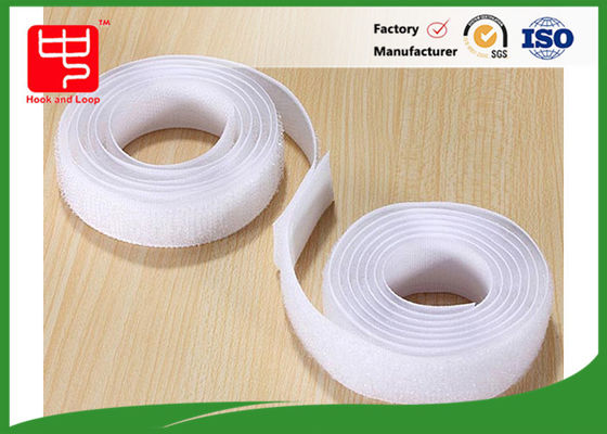 Sıcaklık dayanımı eksi 40 derece Celsius ila 80 derece Celsius, 10 mm ila 50 mm genişliklerde kanca bandı, çoklu kullanımlar için ideal